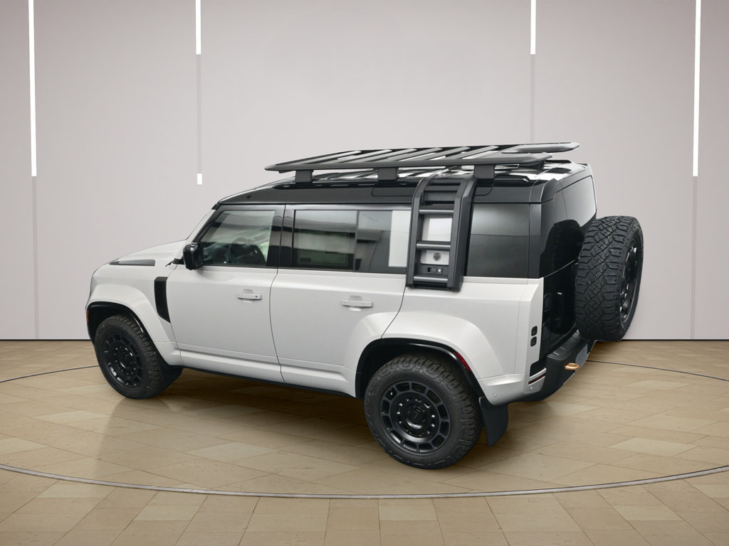 New 2026 Land Rover Defender 110 AWD/4WD image 31