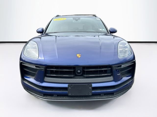 Used 2024 Porsche Macan Turbo image 2