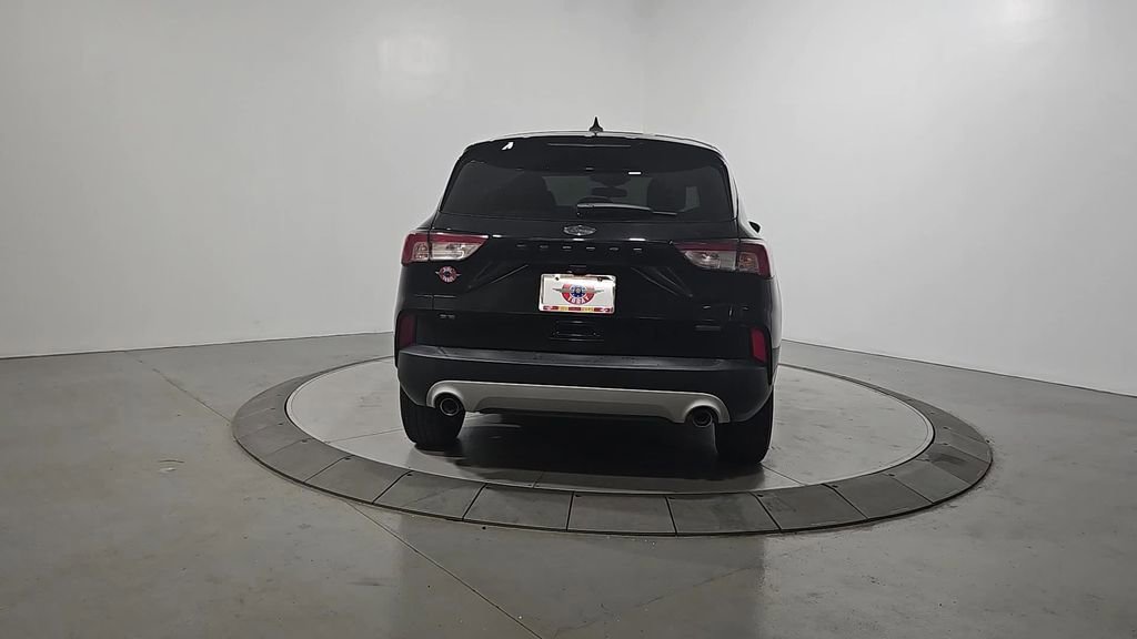 Used 2020 Ford Escape SE Sport image 4