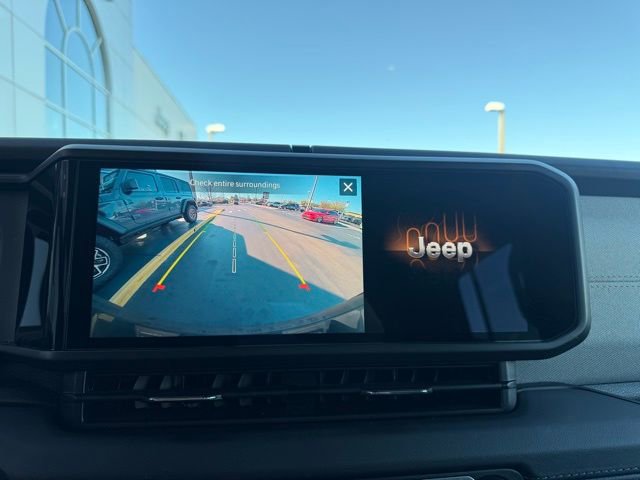 Used 2024 Jeep Wrangler Unlimited Sahara image 20