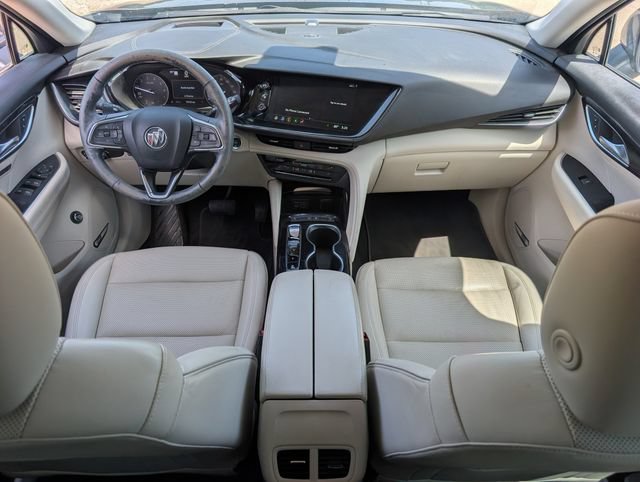Used 2022 Buick Envision Essence w/ Technology Package I FWD image 10