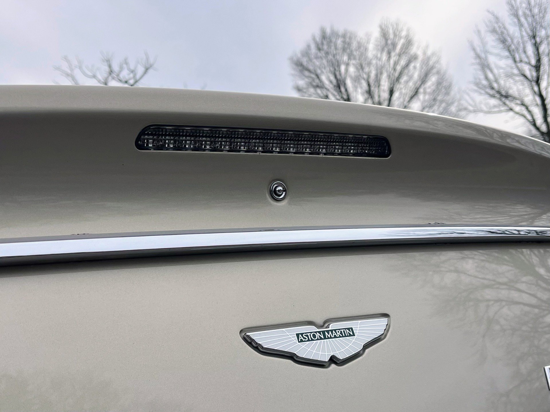 Used 2011 Aston Martin Rapide Luxe image 55