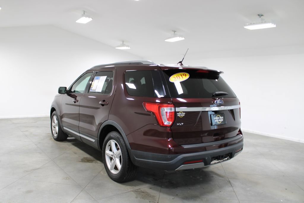 Used 2019 Ford Explorer XLT w/ Equipment Group 202A image 7