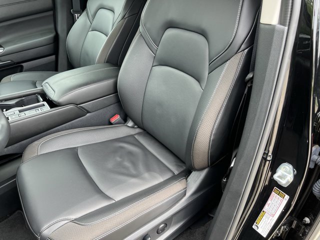 Used 2024 Nissan Pathfinder SL FWD image 20