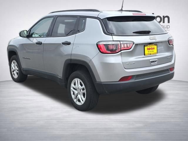 Used 2017 Jeep Compass Sport w/ Cold Weather Group image 5