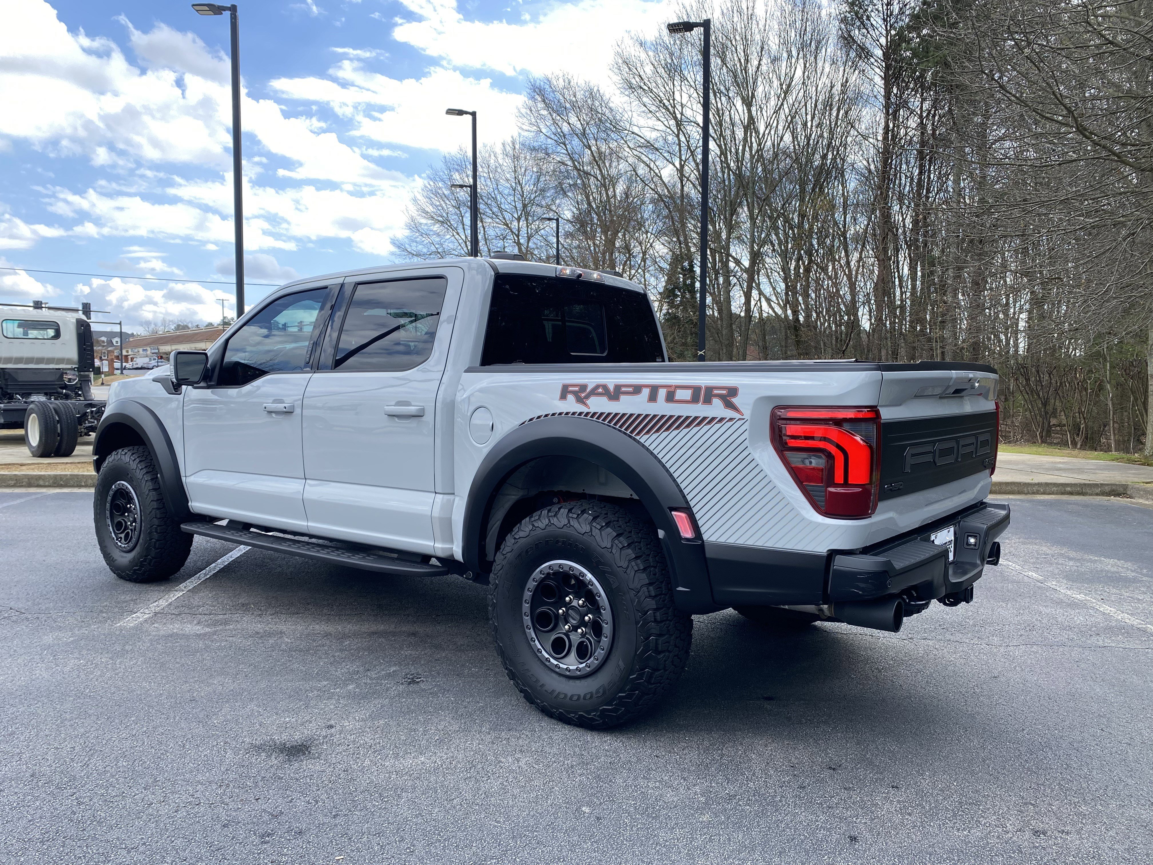 Used 2024 Ford F150 Raptor image 7