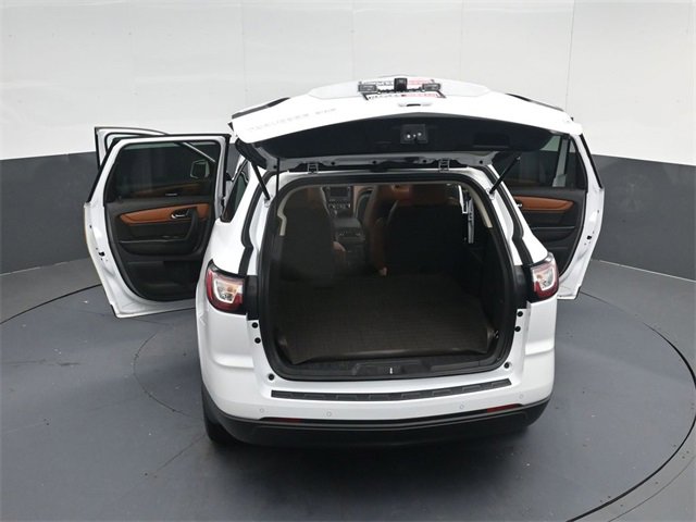 Used 2017 Chevrolet Traverse LT image 59