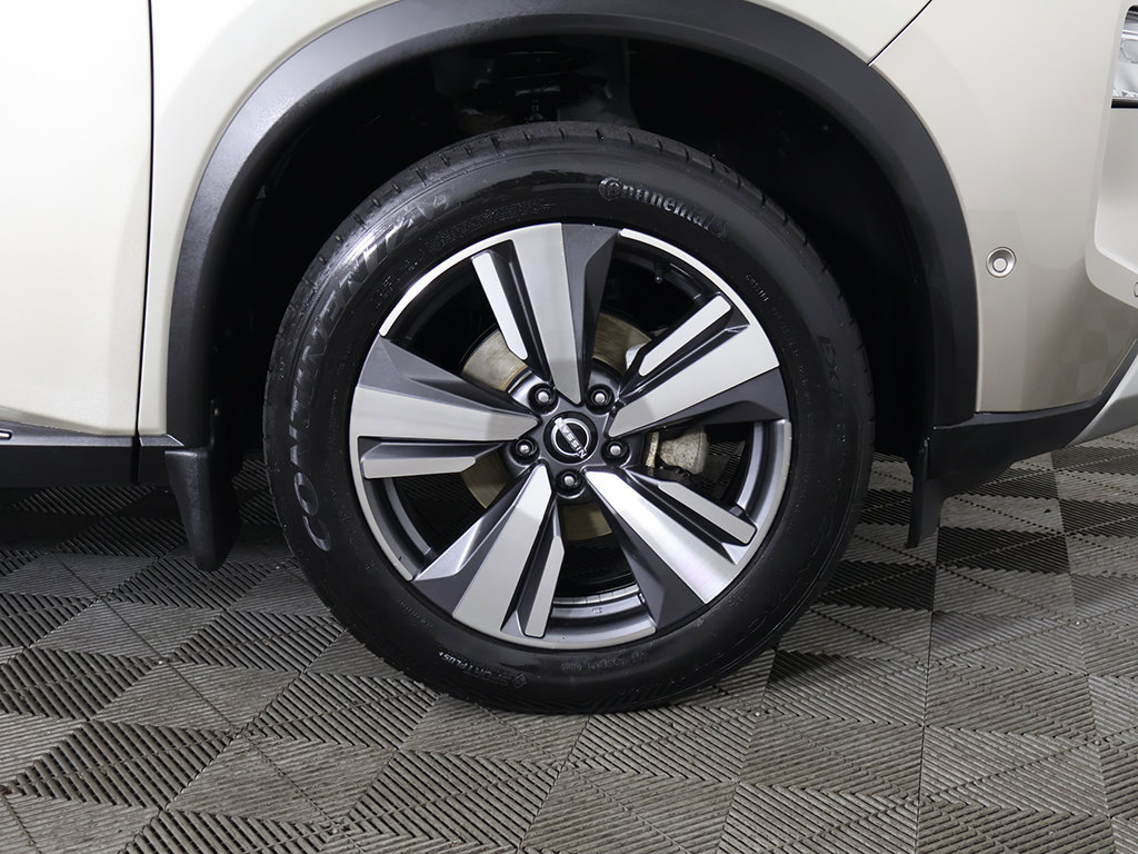Used 2023 Nissan Rogue Platinum w/ Platinum Premium Package AWD/4WD image 25