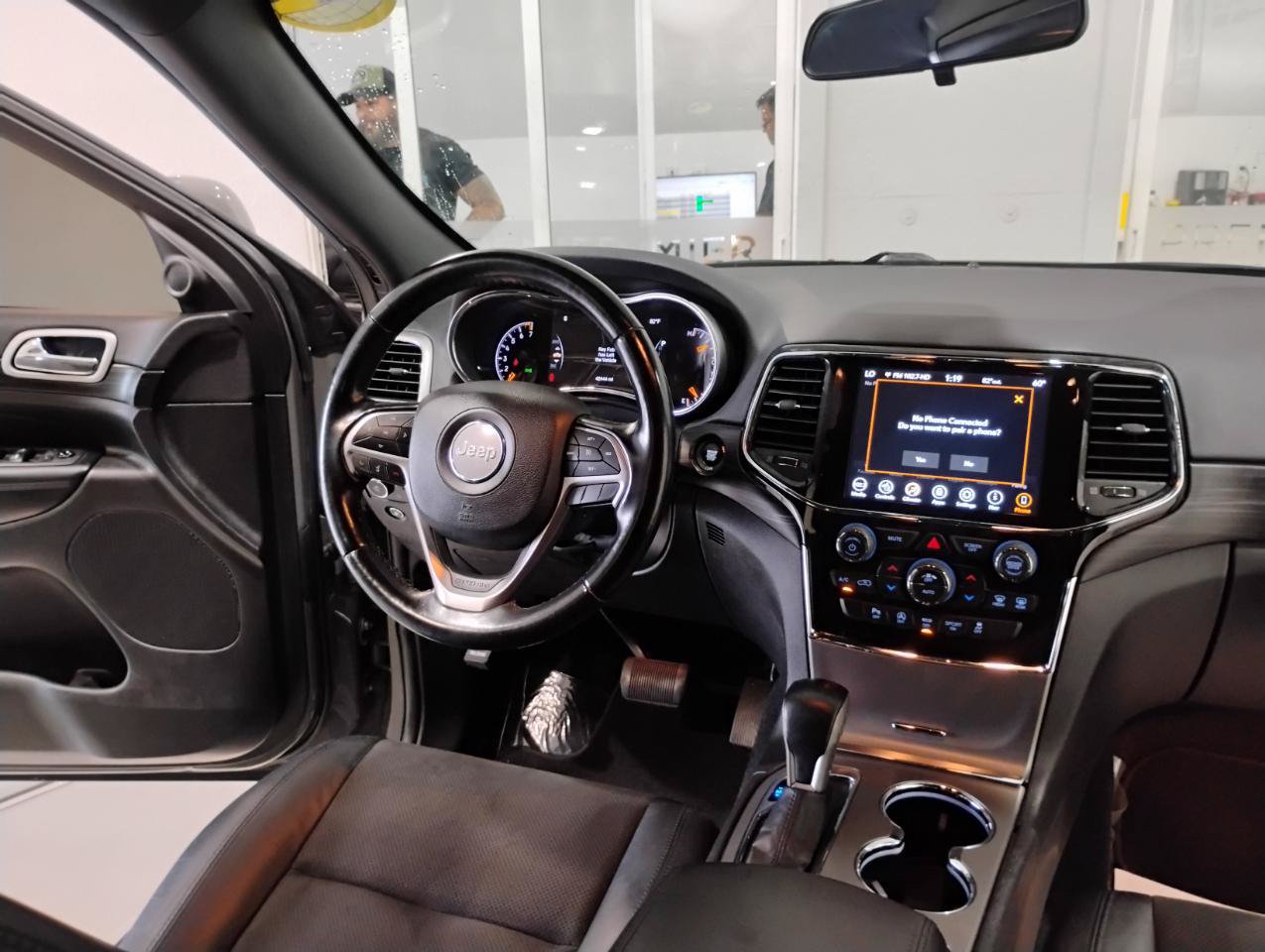 Used 2021 Jeep Grand Cherokee Laredo X RWD image 86