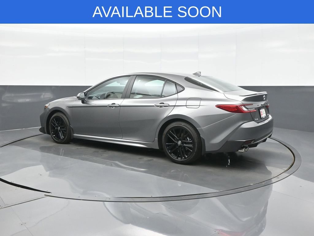 Used 2026 Toyota Camry SE FWD image 5