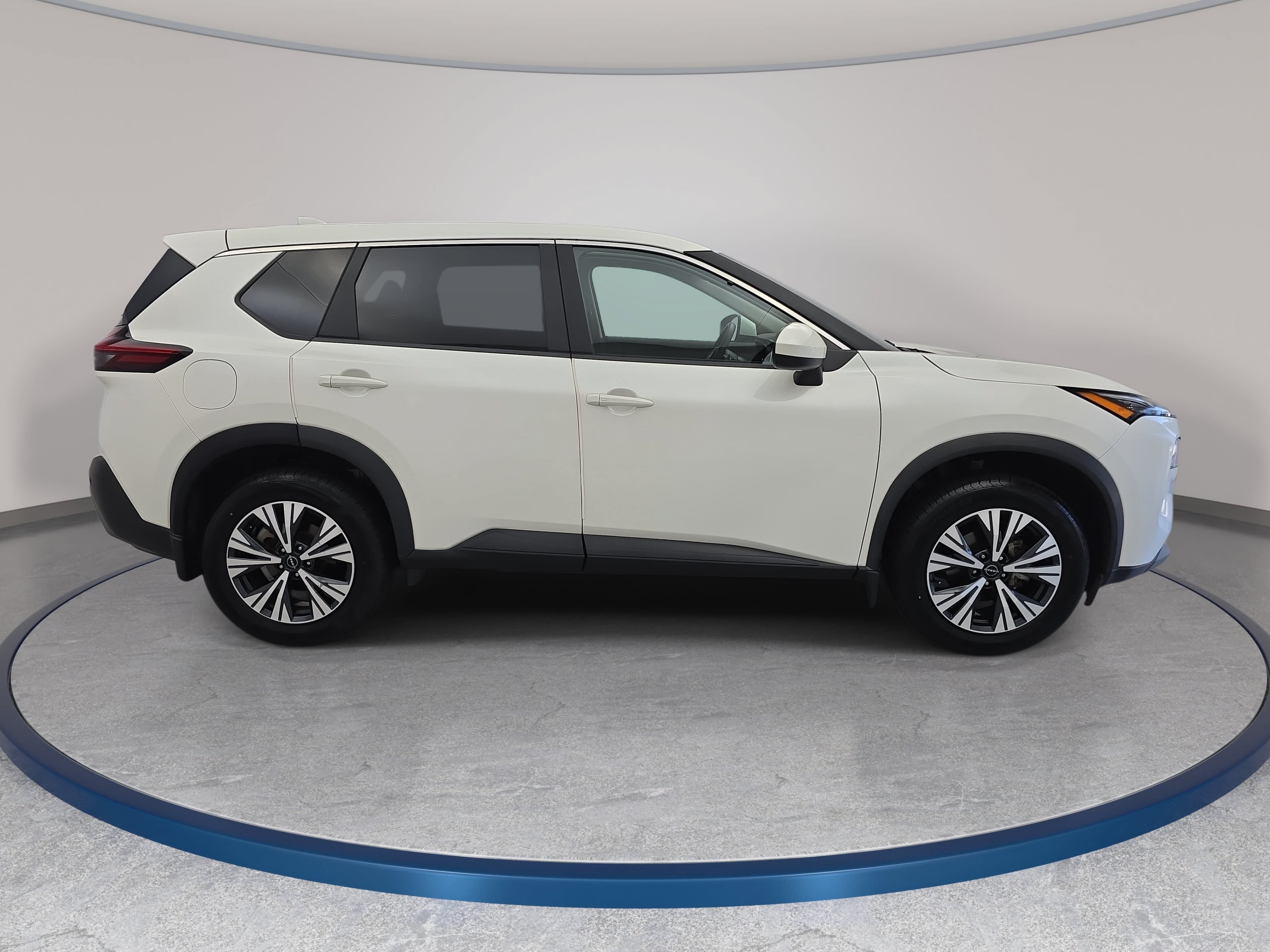 Certified 2023 Nissan Rogue SV AWD/4WD image 4