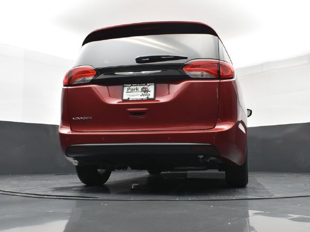 New 2026 Chrysler Voyager LX FWD image 23