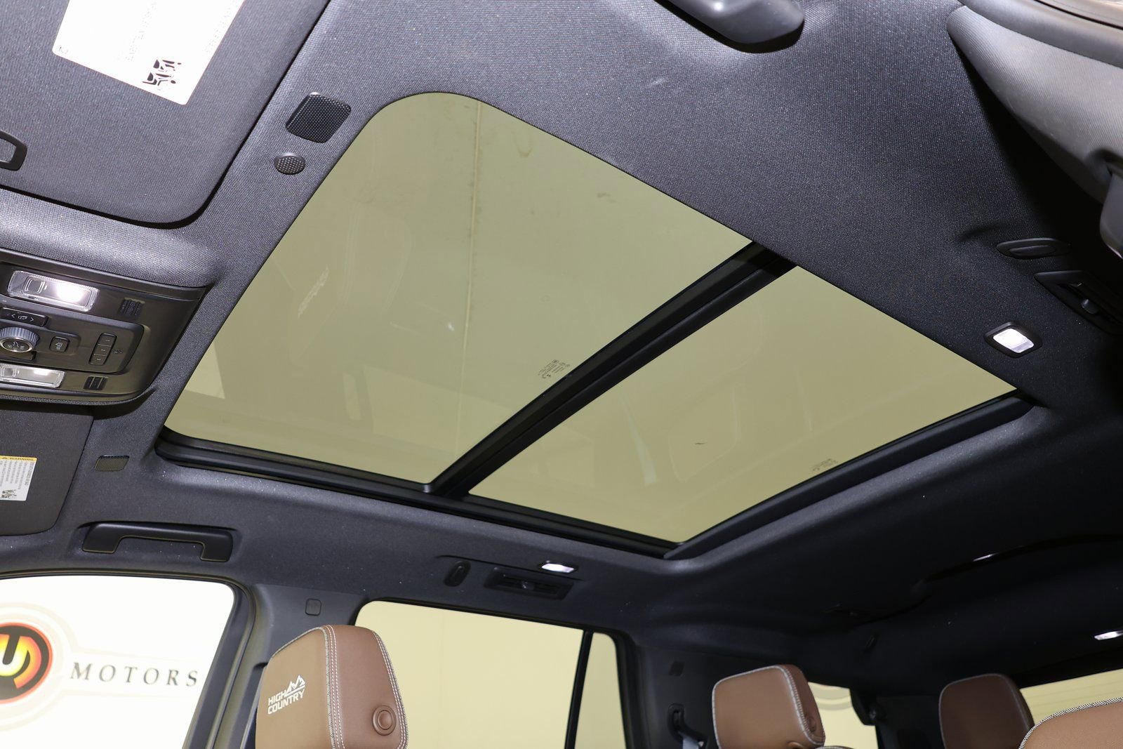 Used 2024 Chevrolet Tahoe High Country image 14