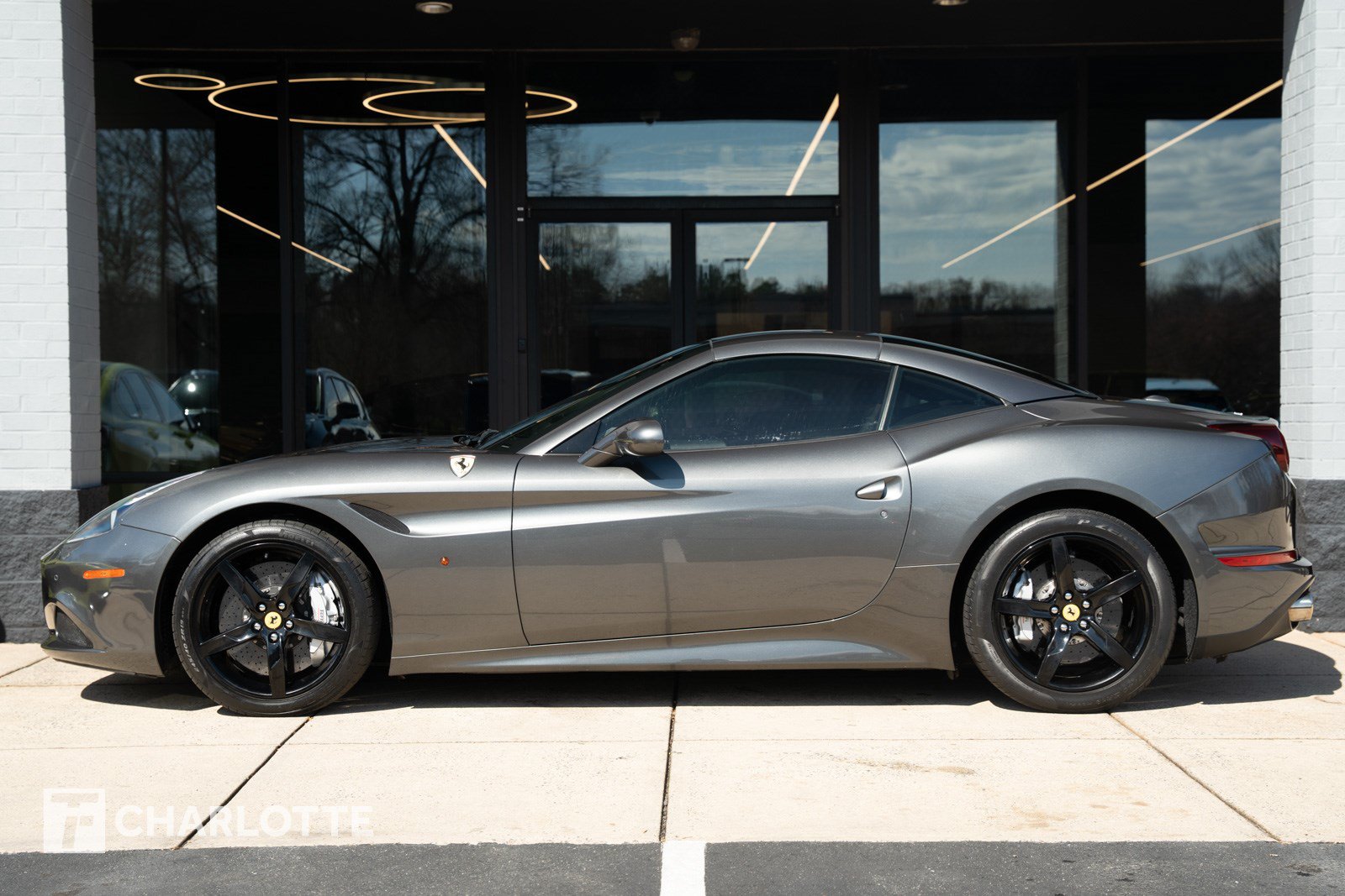Used 2016 Ferrari California T RWD video 1