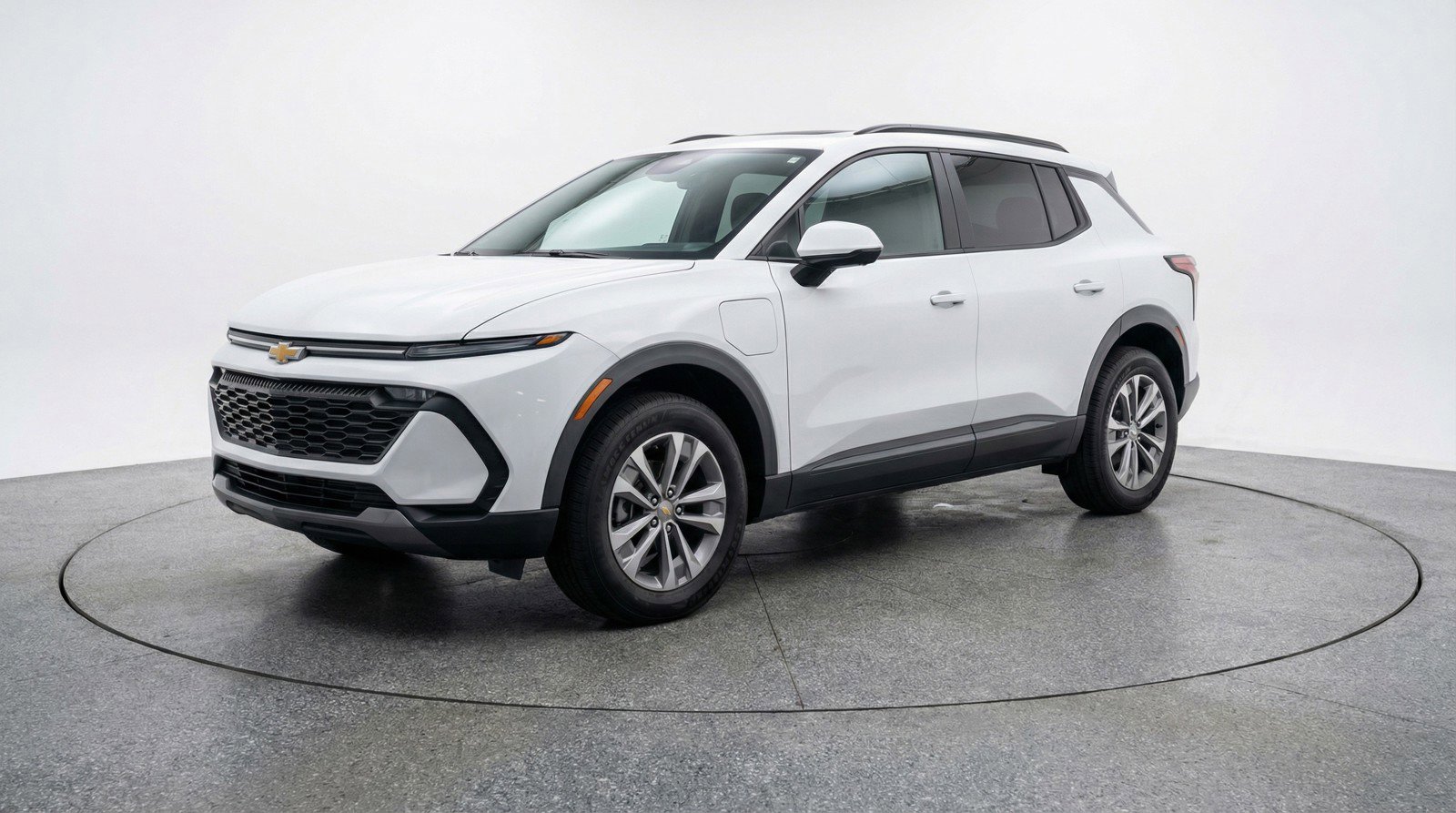 Used 2025 Chevrolet Equinox LT FWD image 3