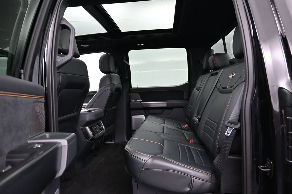 Used 2024 Ford F250 Platinum AWD/4WD image 21