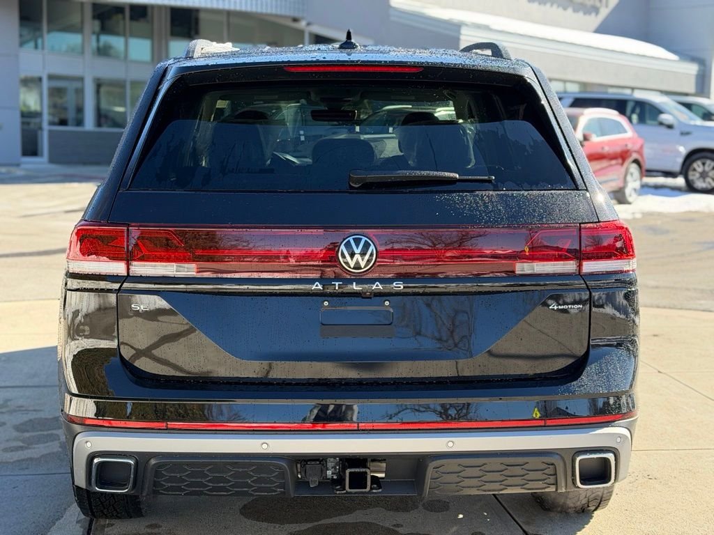 New 2026 Volkswagen Atlas Peak Edition image 13