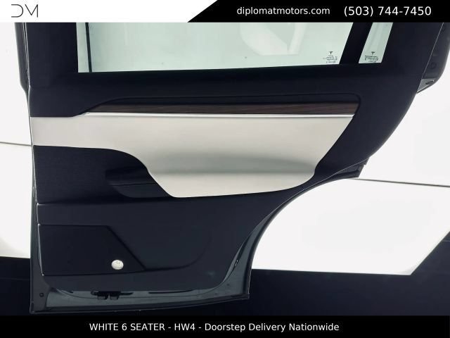 Used 2025 Tesla Model X AWD/4WD image 29