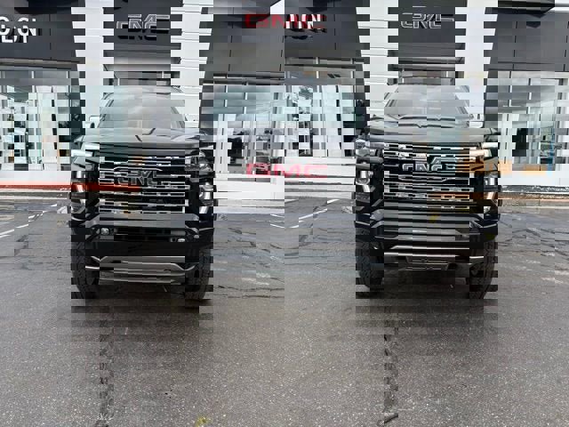 New 2026 GMC Canyon Denali w/ LPO, Denali Black Edition image 4