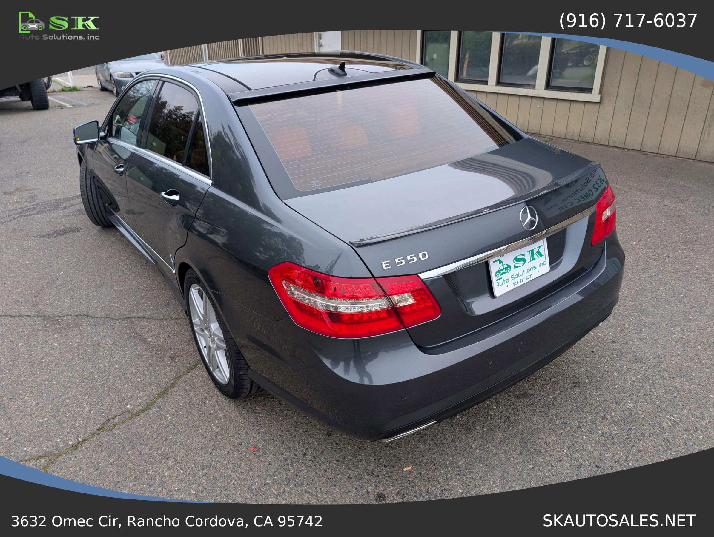 Used 2010 Mercedes-Benz E 550 Sedan image 10