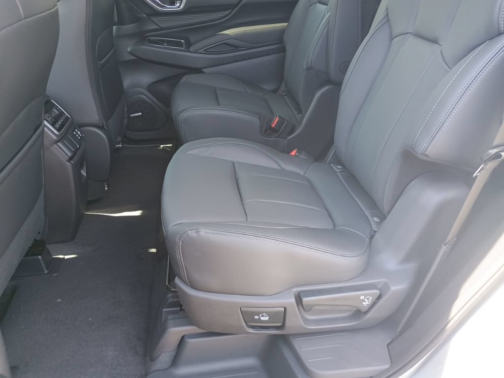 New 2026 Subaru Ascent Limited AWD/4WD image 12