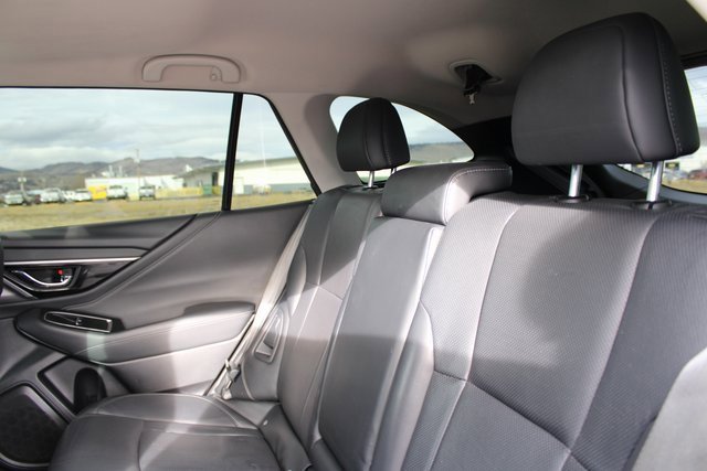 Used 2020 Subaru Outback Limited image 17