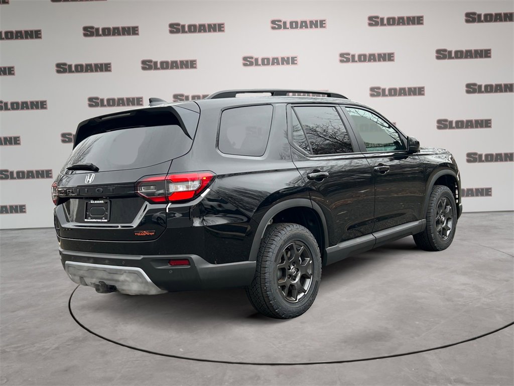 New 2025 Honda Pilot TrailSport image 5