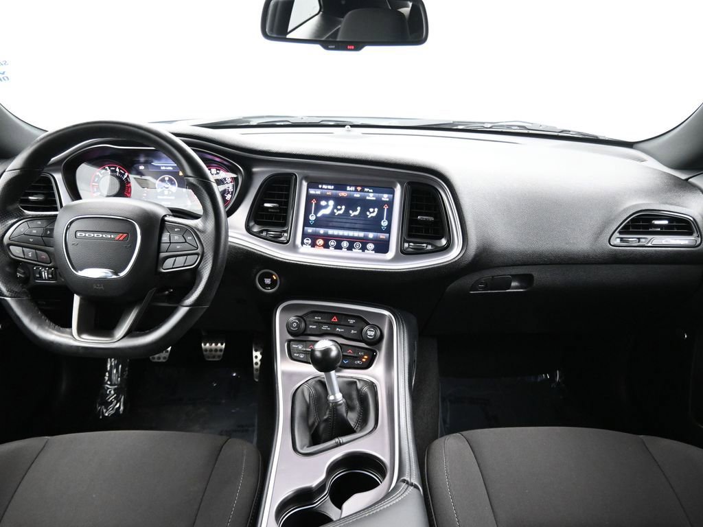 Used 2021 Dodge Challenger R/T w/ Performance Handling Group image 27