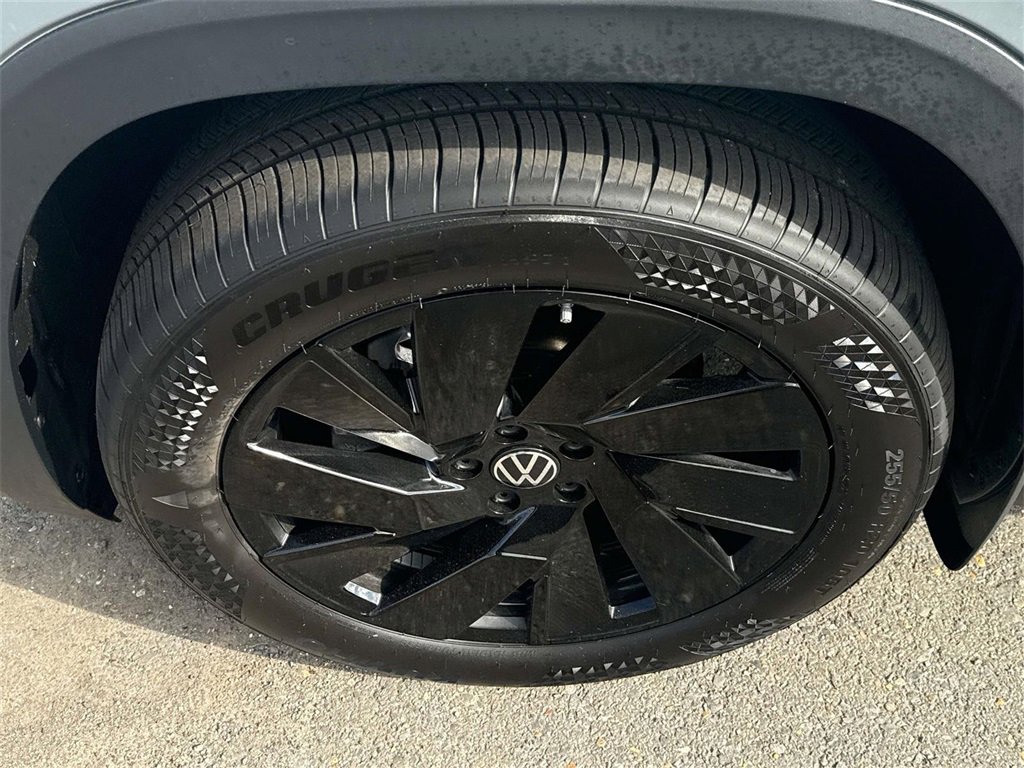 New 2026 Volkswagen Atlas Cross Sport SE image 6