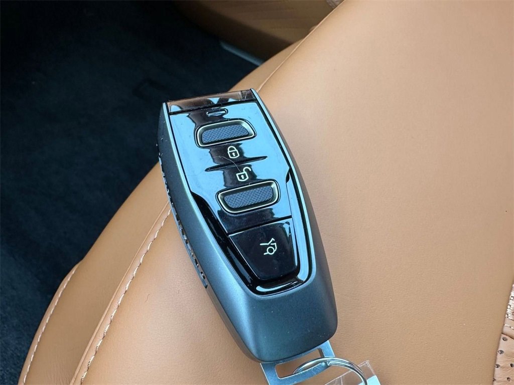 New 2026 Aston Martin DBX 707 image 29