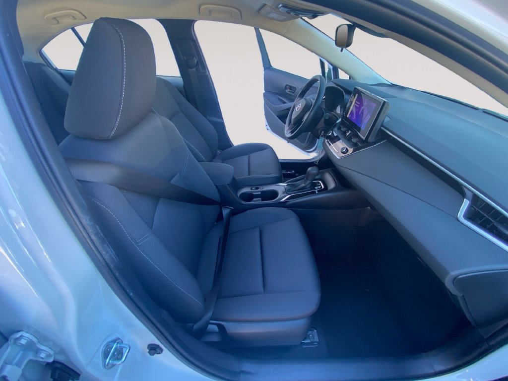 Used 2024 Toyota Corolla LE FWD image 15