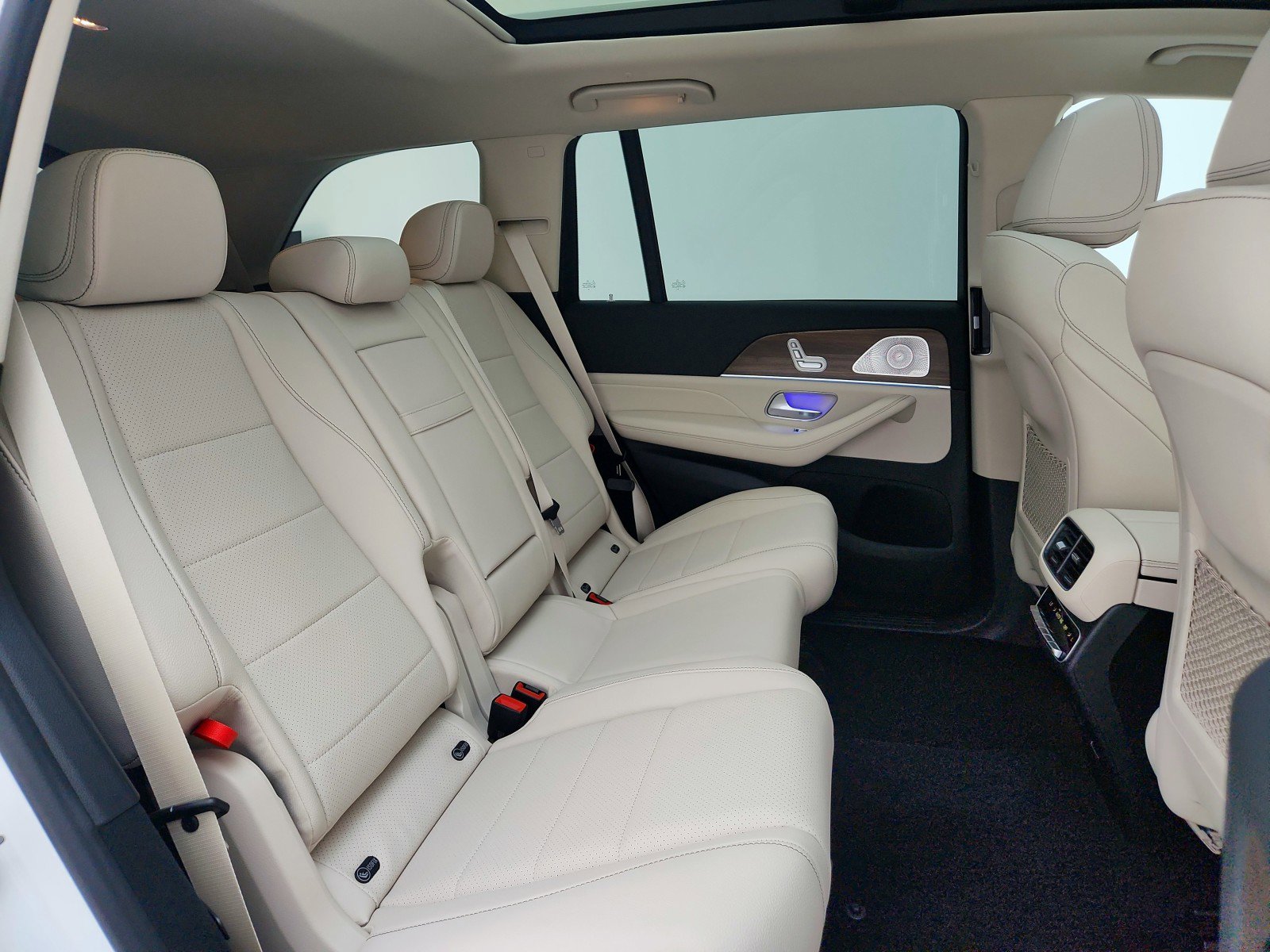 Certified 2025 Mercedes-Benz GLS 450 4MATIC image 22