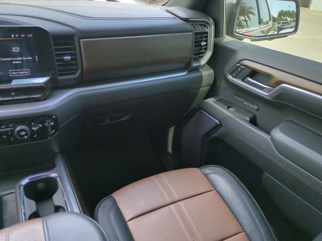 Certified 2025 Chevrolet Silverado 1500 High Country w/ High Country Premium Package image 18