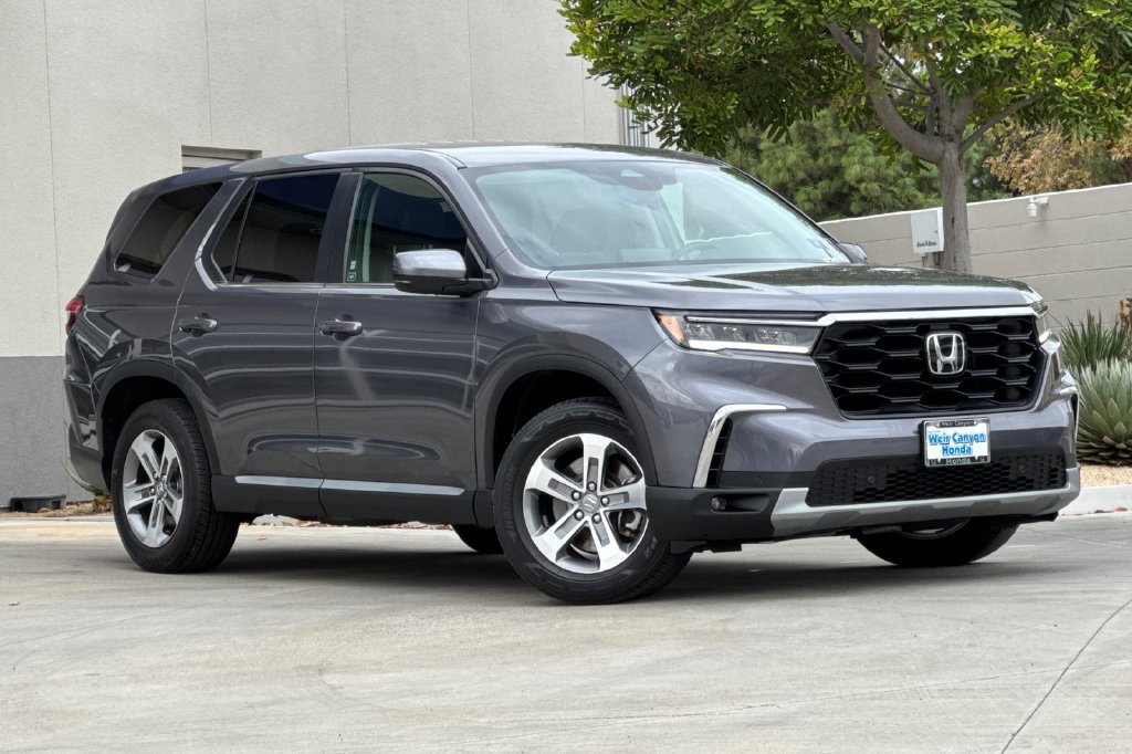 Certified 2024 Honda Pilot EX-L image 2