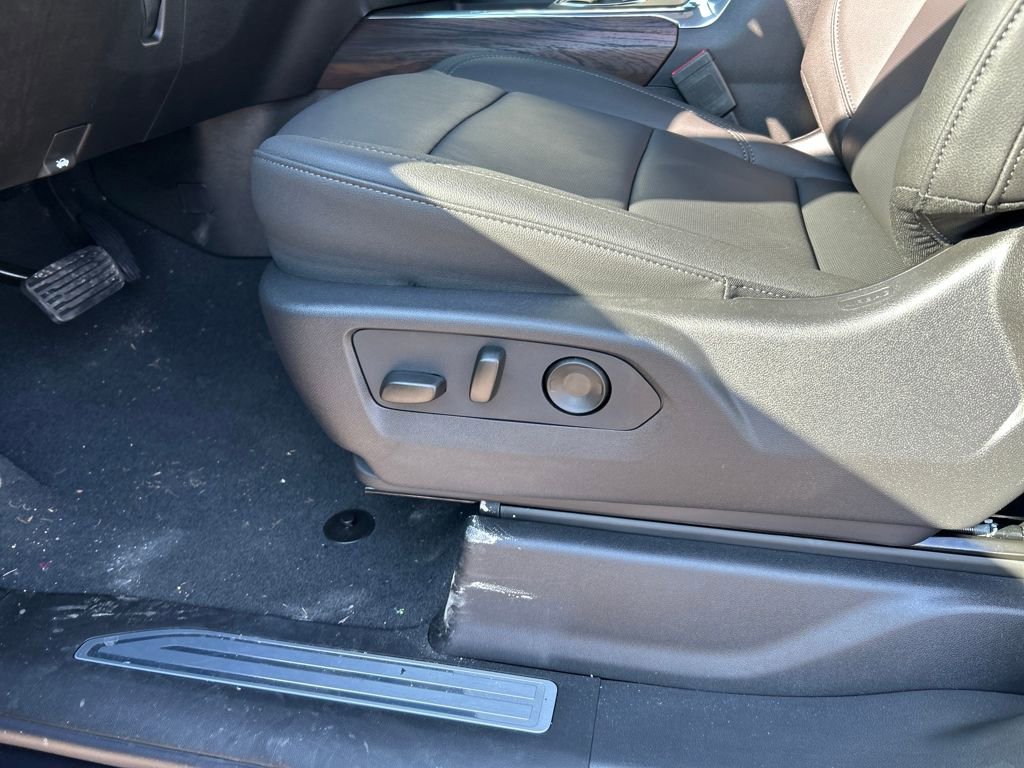 New 2026 GMC Sierra 2500 SLT w/ SLT Premium Package image 14