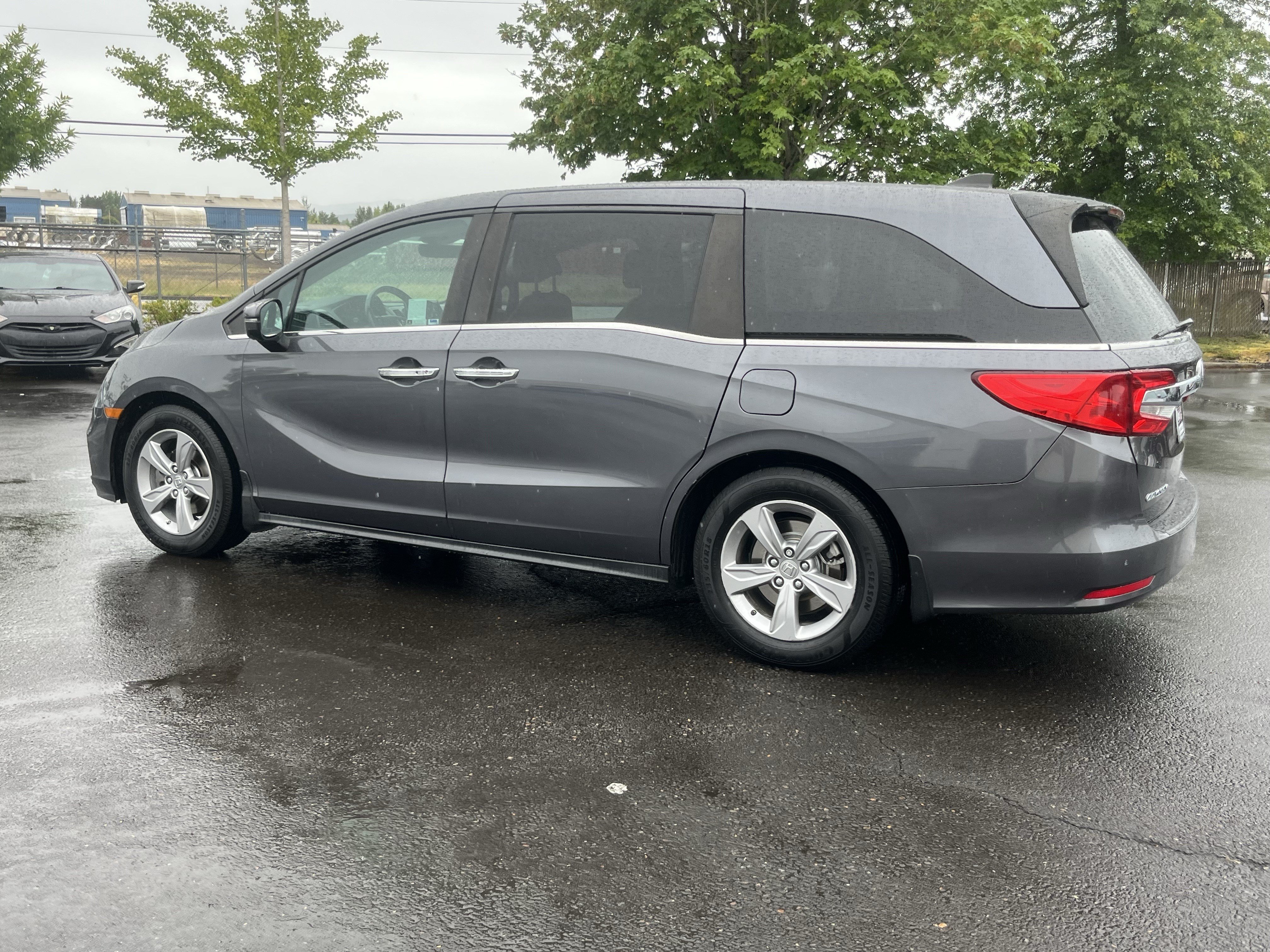Used 2020 Honda Odyssey EX-L image 3