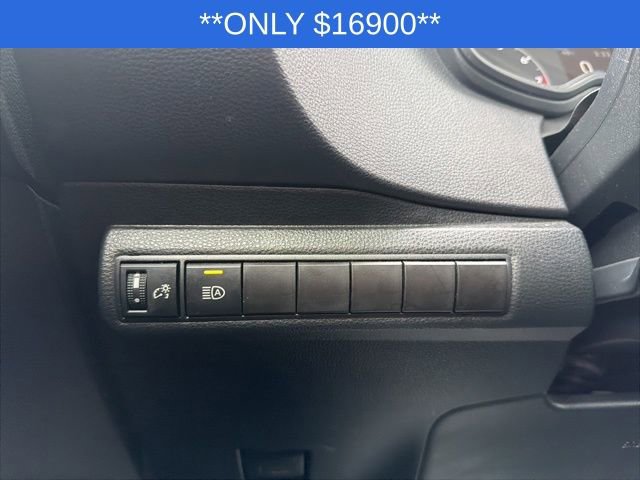 Used 2024 Toyota Corolla LE image 33