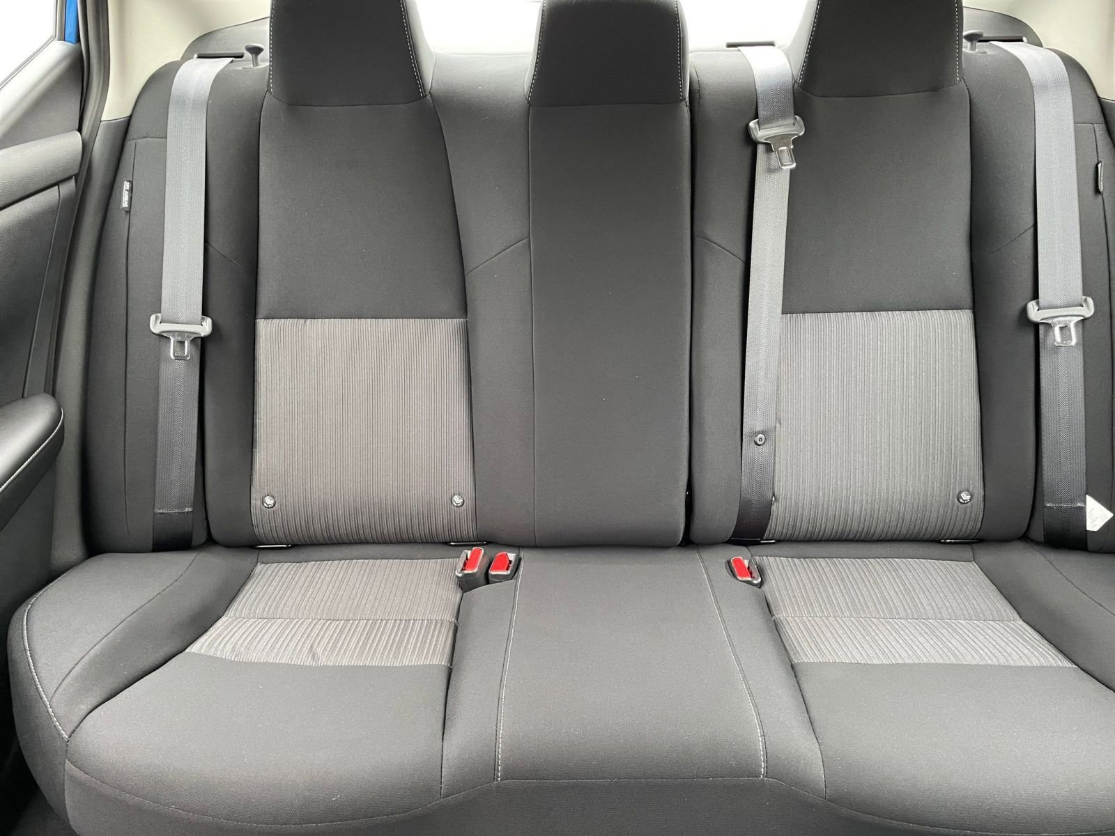 Used 2025 Nissan Sentra SV image 36