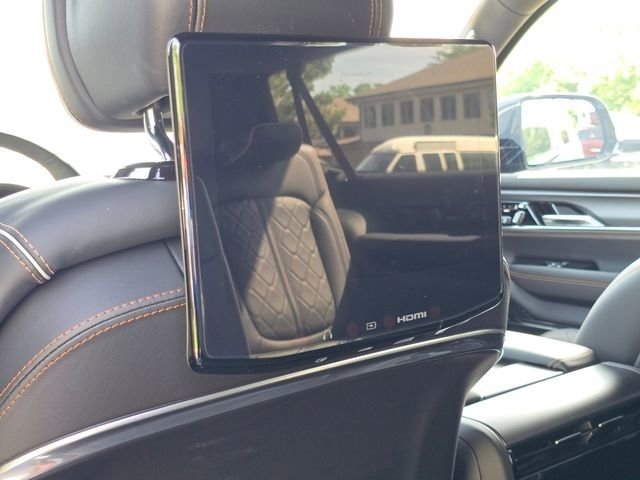 New 2026 Jeep Grand Wagoneer L Summit AWD/4WD image 45