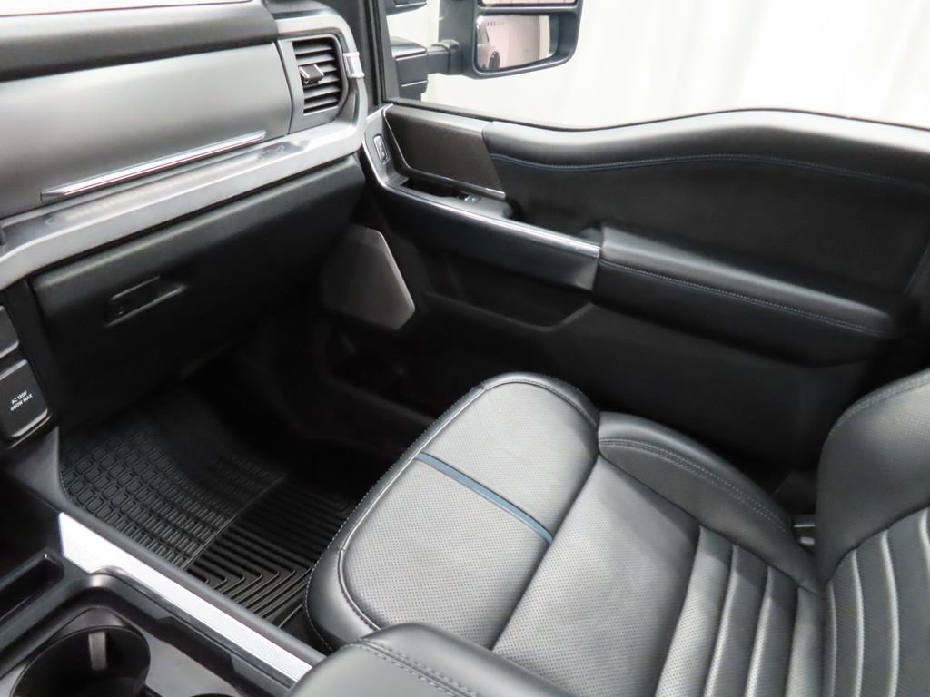 Used 2025 Ford F450 Platinum AWD/4WD image 33