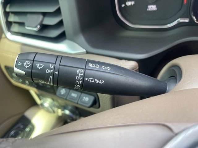 Used 2021 GMC Yukon Denali image 23