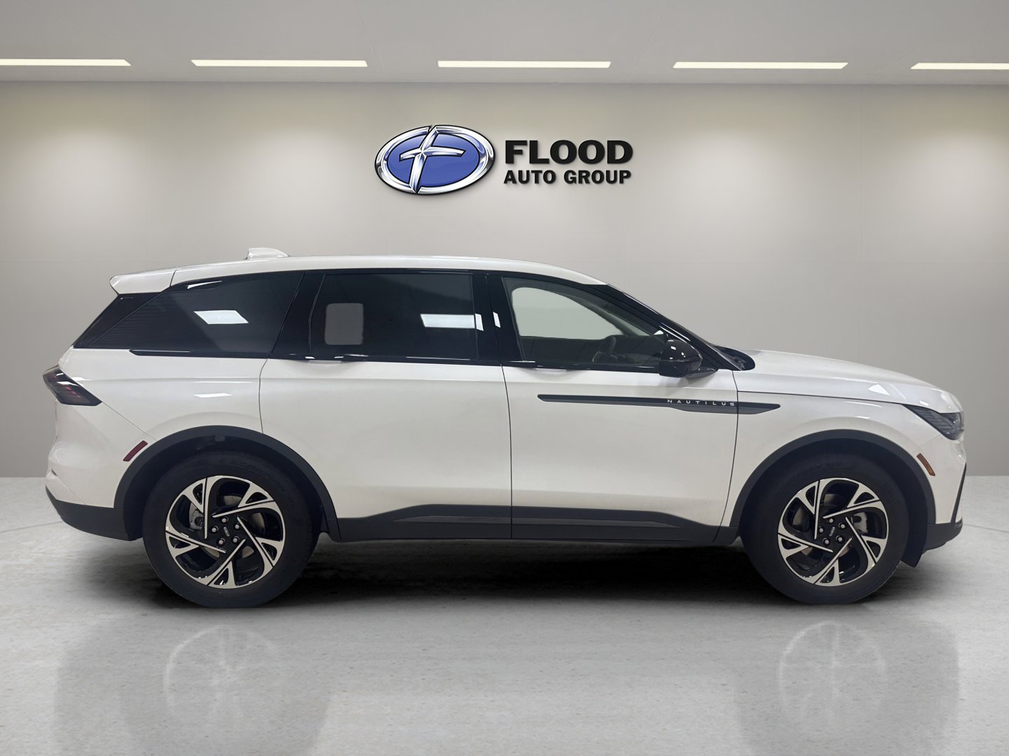 New 2026 Lincoln Nautilus Premier w/ Equipment Group 102A image 5