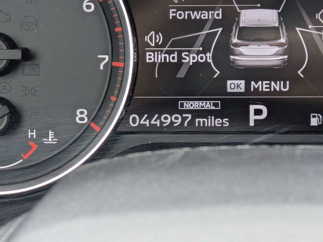 Used 2024 Mitsubishi Outlander SE FWD image 32