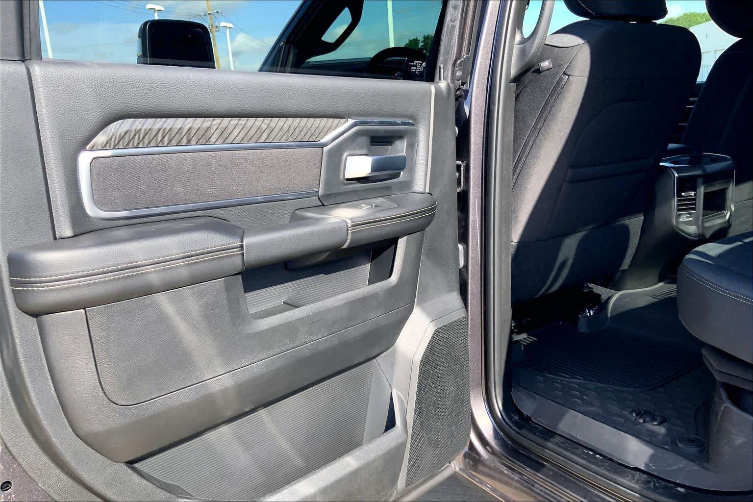 New 2026 RAM 3500 Lone Star AWD/4WD image 17