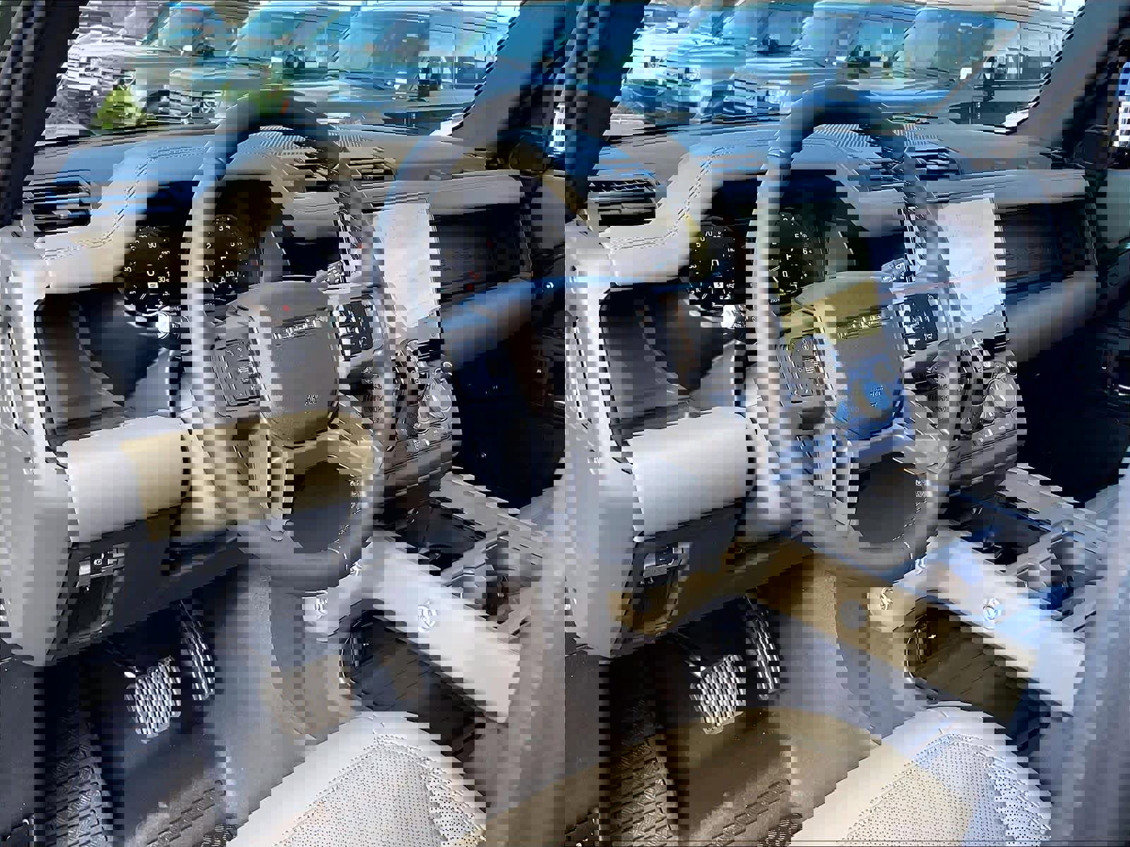 New 2026 Land Rover Defender 110 S image 8