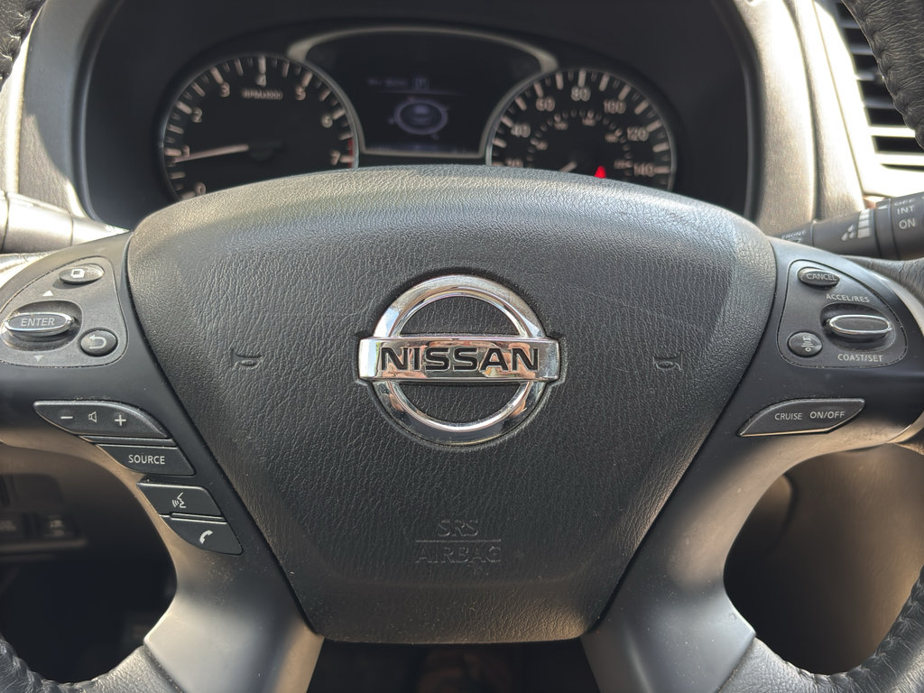 Used 2018 Nissan Pathfinder Platinum AWD/4WD image 18