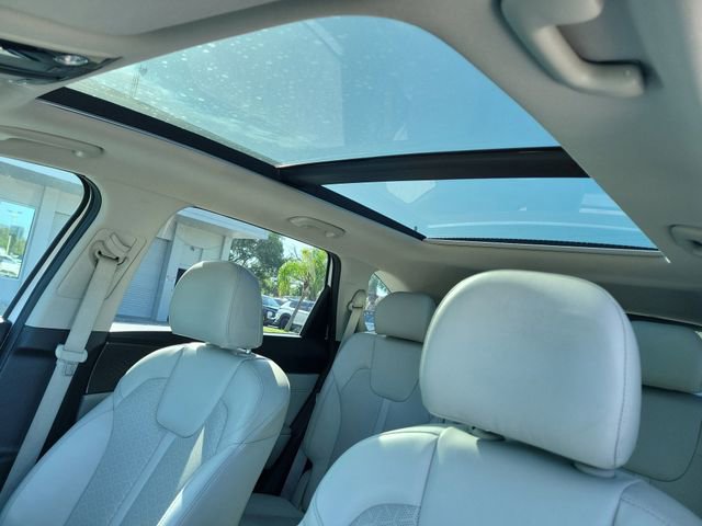 Used 2023 Kia Sorento SX image 20