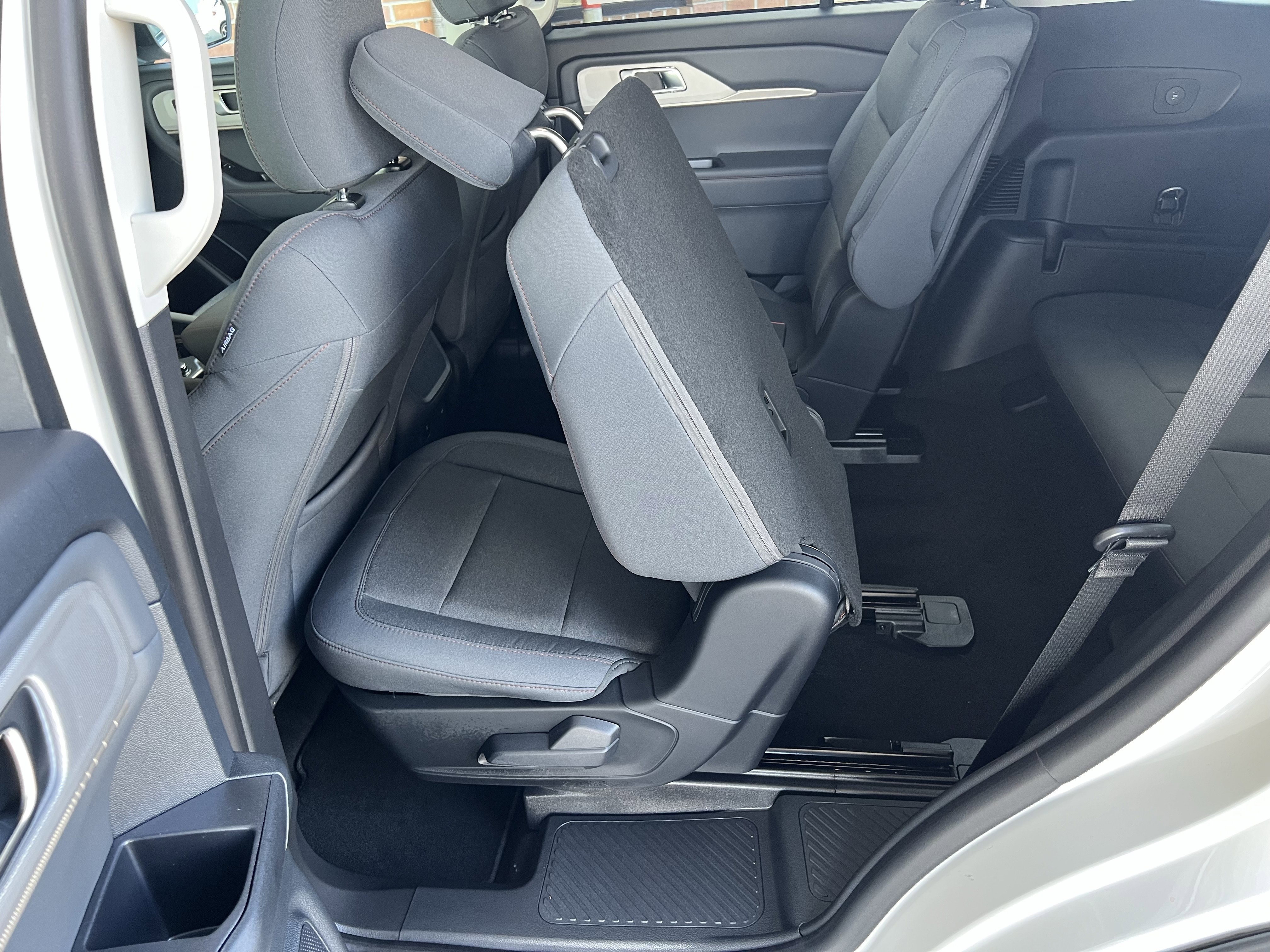New 2026 Ford Explorer Active AWD/4WD image 18