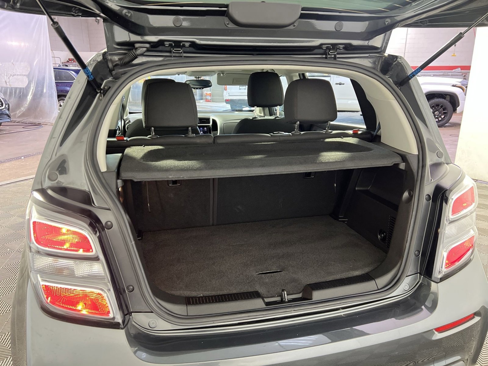 Used 2020 Chevrolet Sonic LT image 26