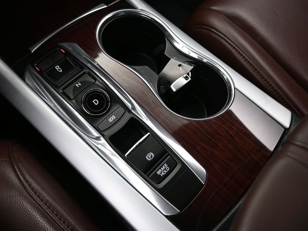 Used 2017 Acura TLX V6 image 28